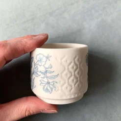Azalea Ceramic Small Footed Tea Light Holder