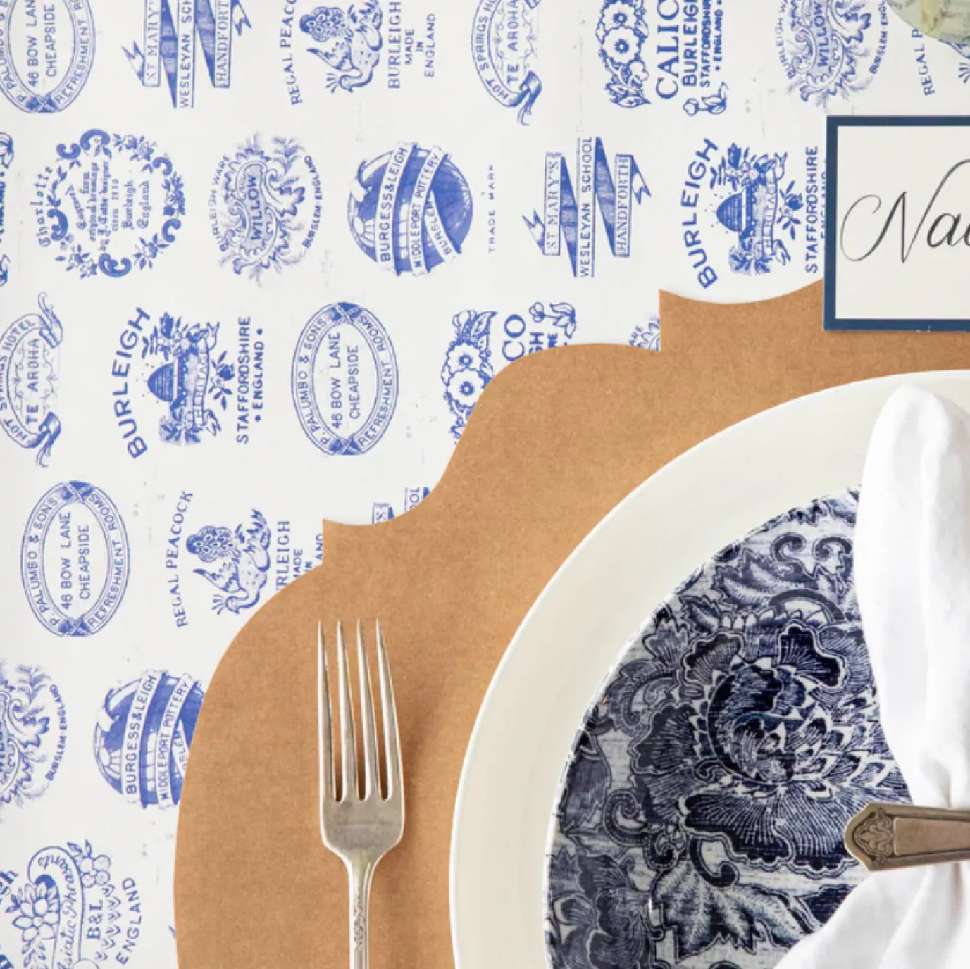 Burleigh Heritage Paper Table Runner