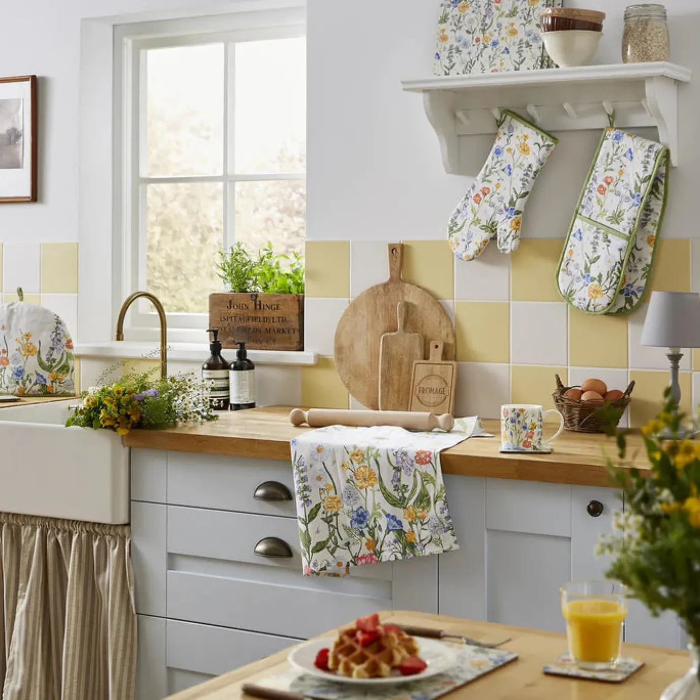 Cottage Garden Cotton Tea Towel