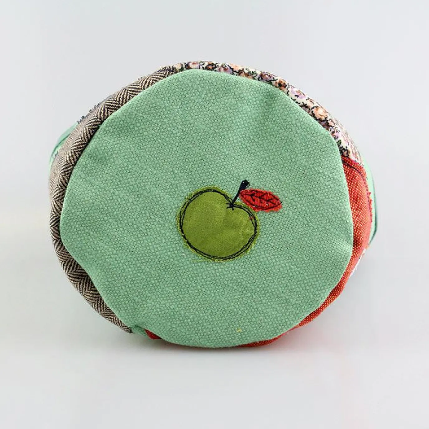 Country Life Embroidered Art Pot