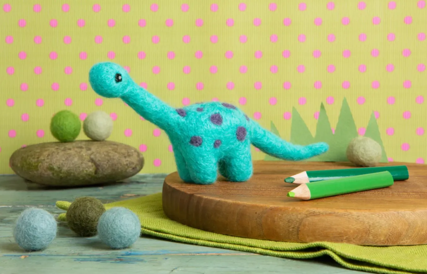 Diplodocus Mini Felting Kit