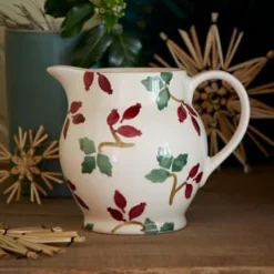 Folk Rosehip 1/2 Pint Jug