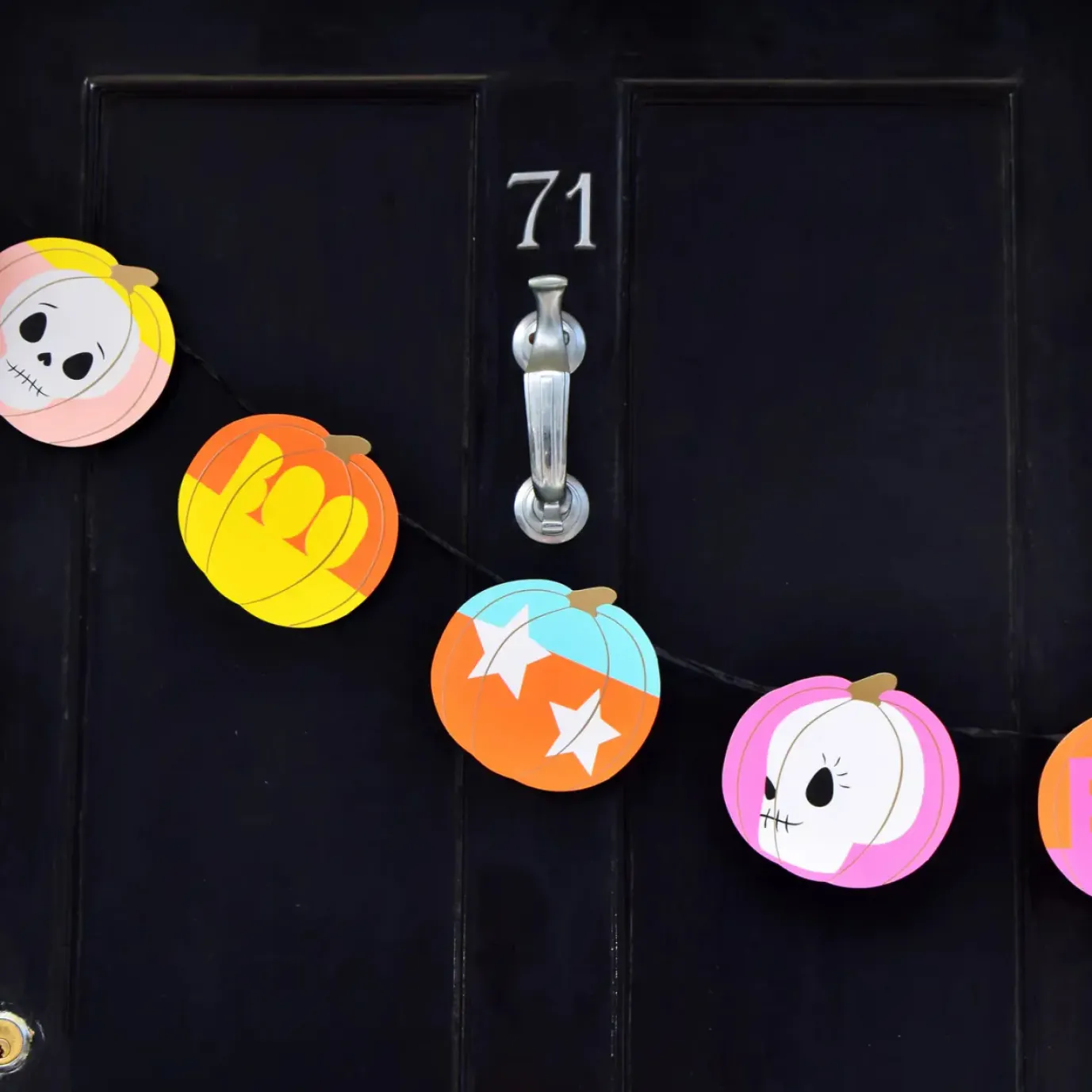 Frightfully Fun Halloween Garland - 10 ft