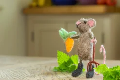 Gardener Mouse