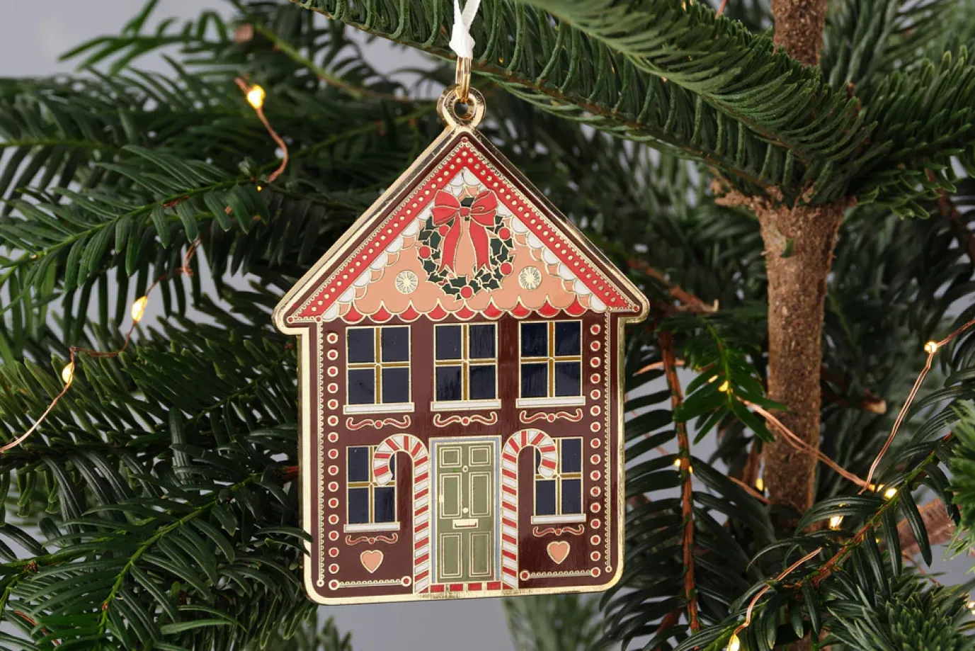 Gingerbread House Tree Decoration