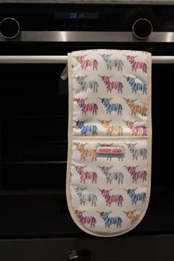 Highland Cow Oven Glove
