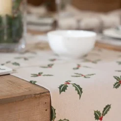 Holly & Berry Table Runner