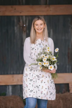 Humble Bumble Bee Apron