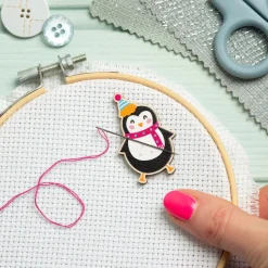 Penguin Magnetic Needle Holder