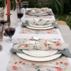 Poppy Meadow Table Runner