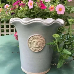 Salisbury Kew Piecrust Cachepot