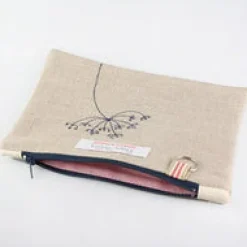 Seed Head Flat Embroidered Zip Purse with Keyring