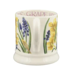 Tete-A-Tete & Grape Hyacinth 1/2 Pint Mug