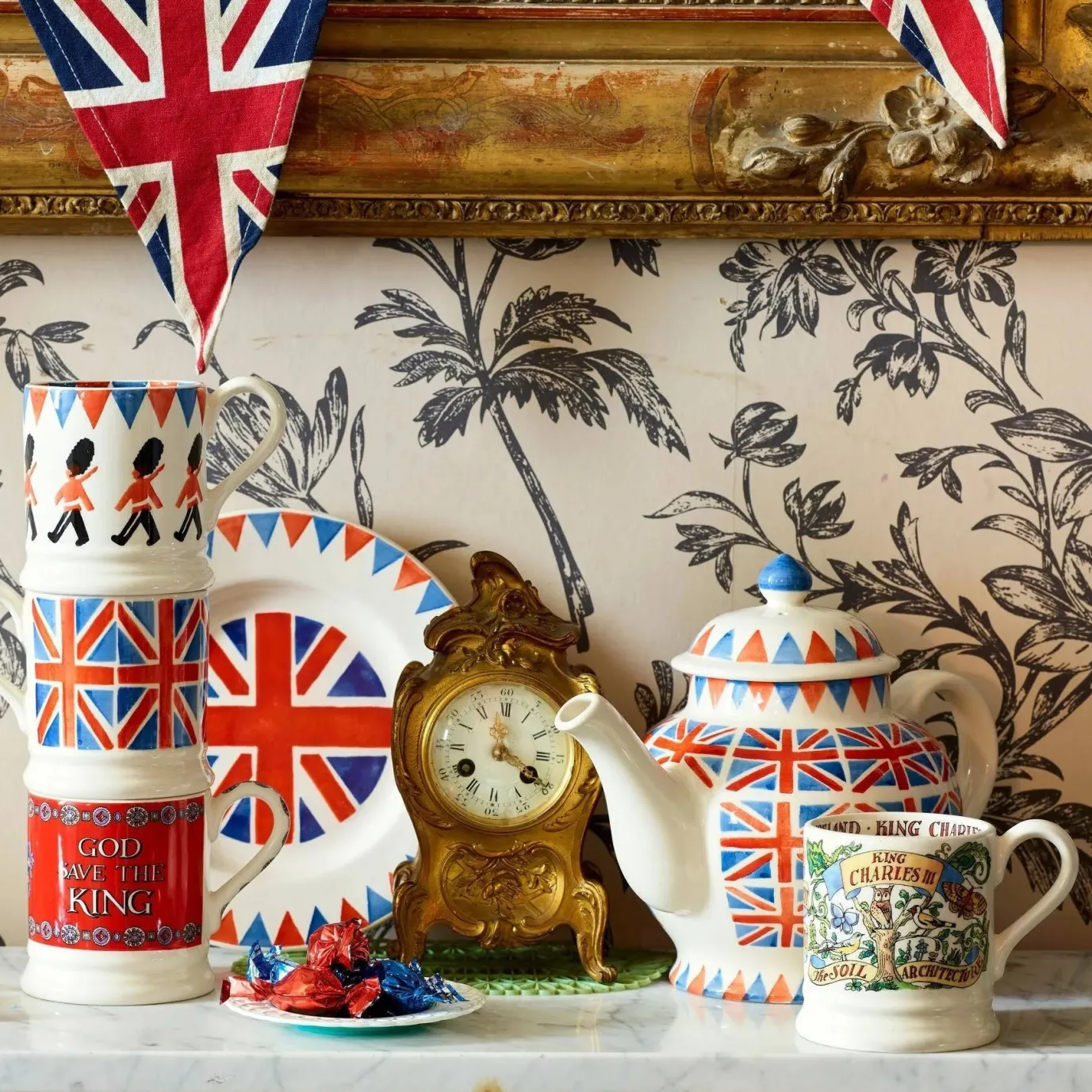 Trooping The Colour 1/2 Pint Mug
