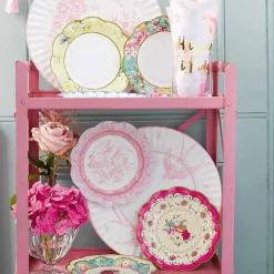 Truly Scrumptious Vintage Paper Plates - 12 pack