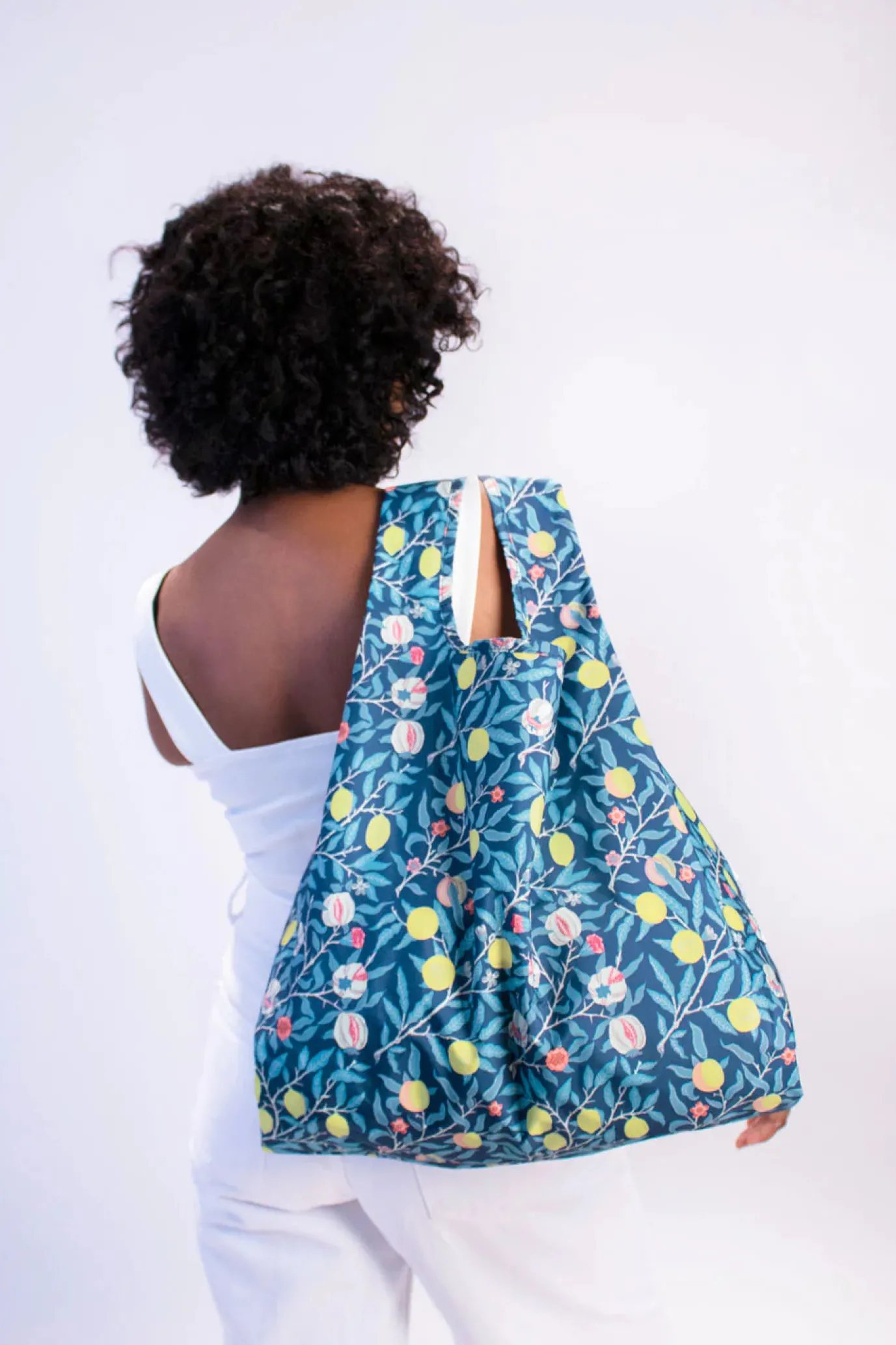 William Morris Fruit Medium Reusable Bag