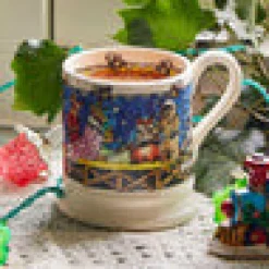 Year In The Country Nativity Scene 1/2 Pint Mug