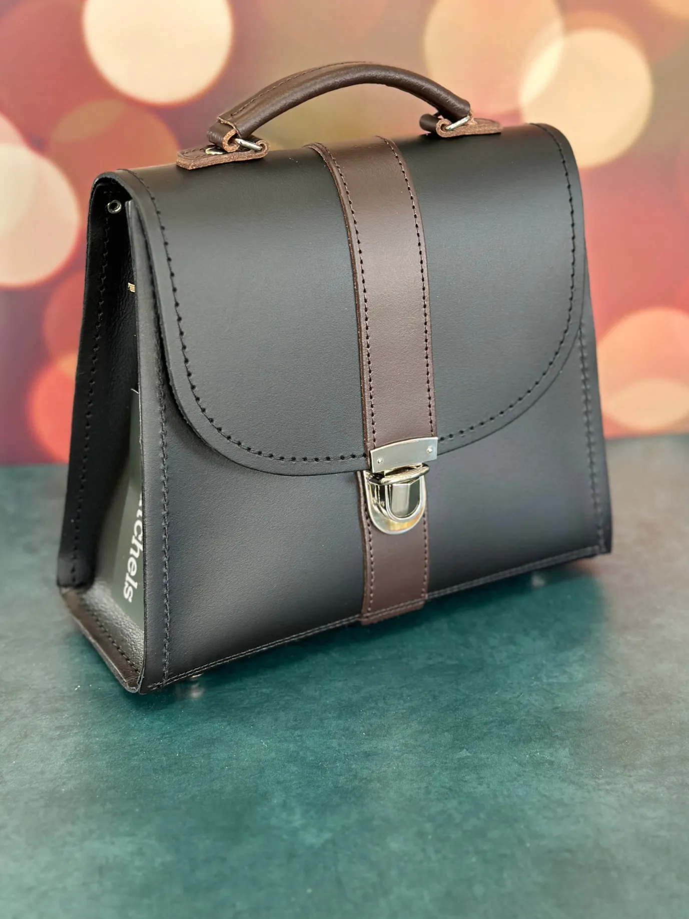 Zatchels Handmade Leather Kensington Handbag -Black with Brown Contrast